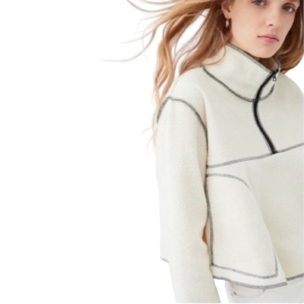 UO Urban Outfitters Posie Fleece Half-Zip Sweatshirt